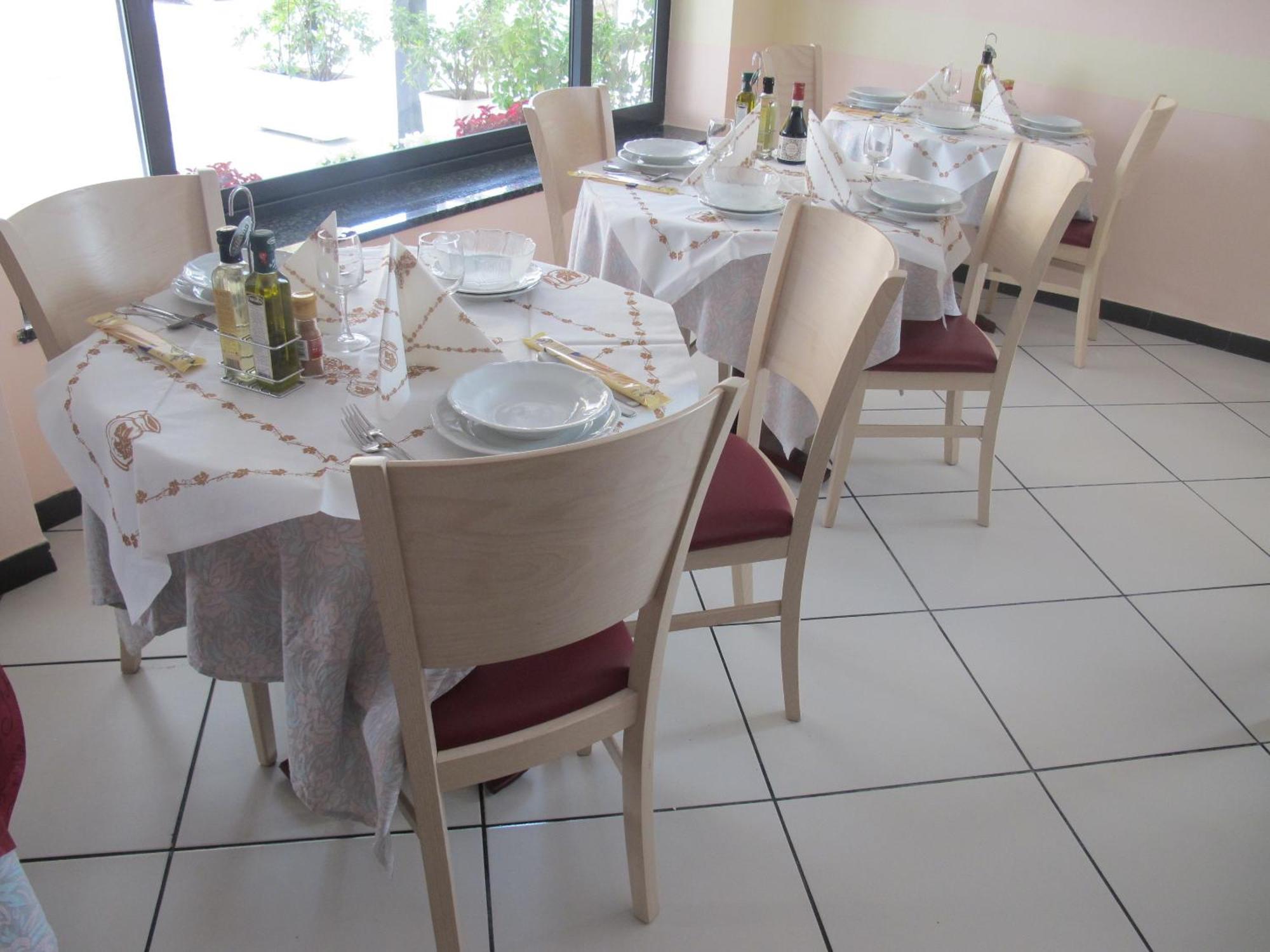 Hotel Basilea بيلاريا-إيجيا مارينا المظهر الخارجي الصورة